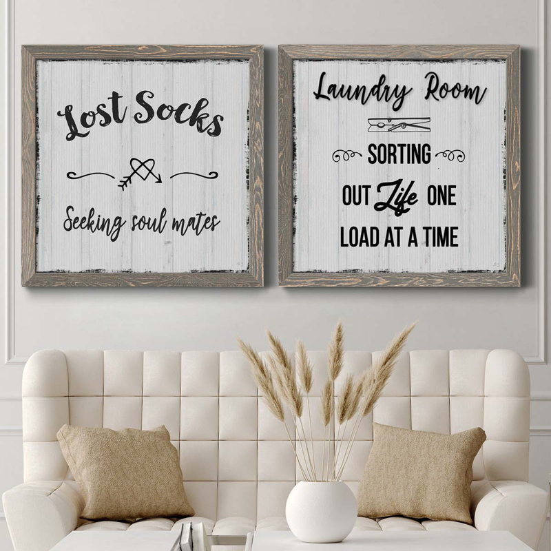 Chaussettes perdues - ensemble de 2 pièces d'art textuel sur toile, H 24 po x l 48 po x P 1 po, Toile avec cadre gris