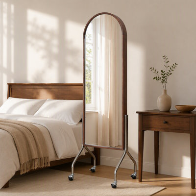Miroir arqué pleine longueur avec tablettes et roulettes de rangement, miroir de plancher à cadre en bois d'hévéa, miroir roulant autoportant avec chariot, miroir 2-en-1 et bibliothèque pour le salon de la chambre à coucher