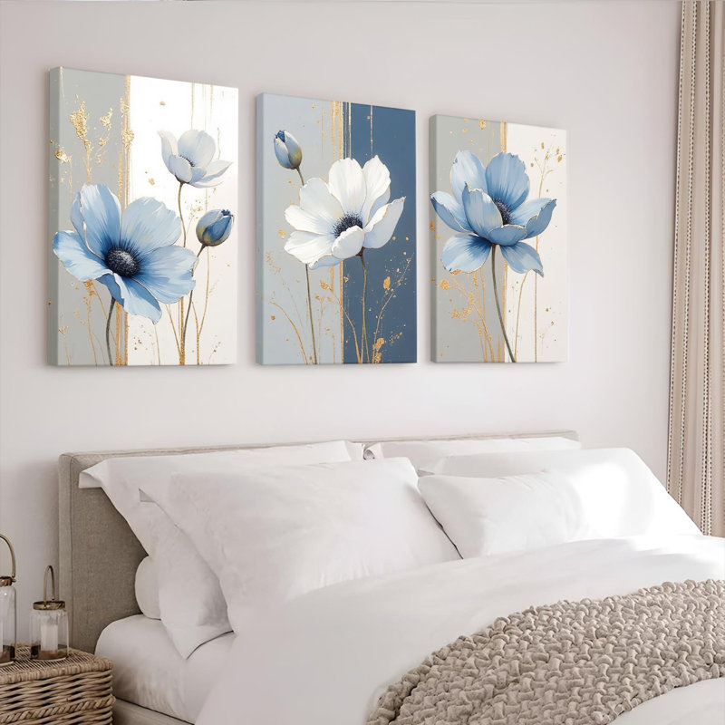 Tableau sur toile tendue à motif floral bleu avec accents dorés (paquet de 3), H 36 po x l 72 po