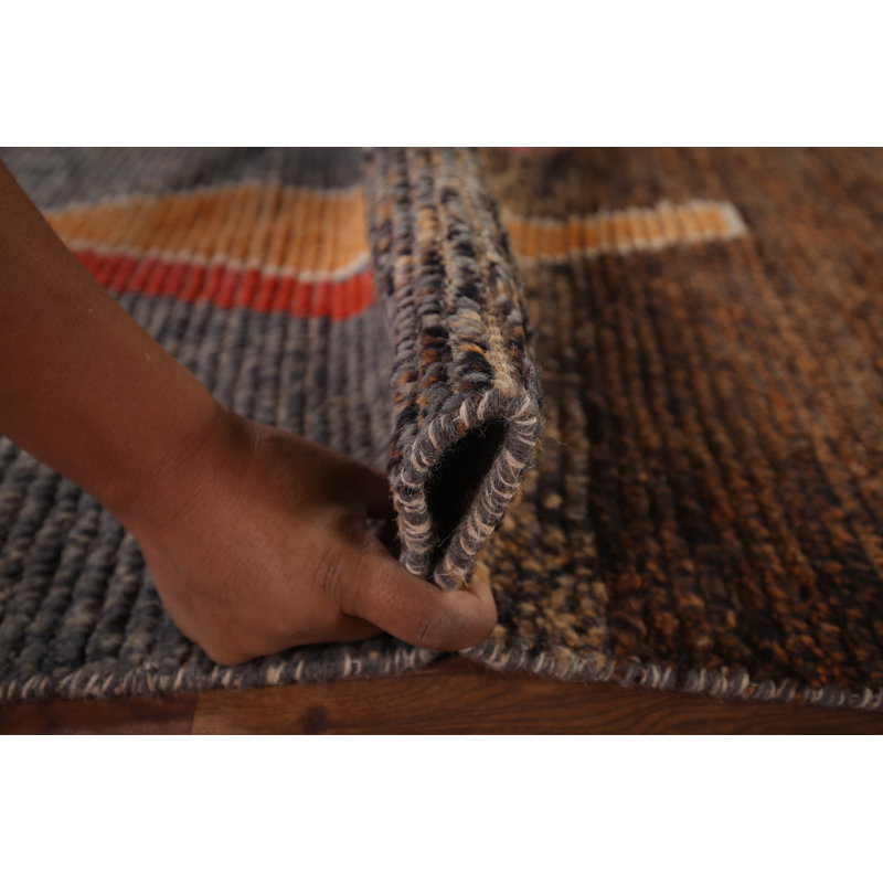 Tapis brun à rayures marocain 6 x 9