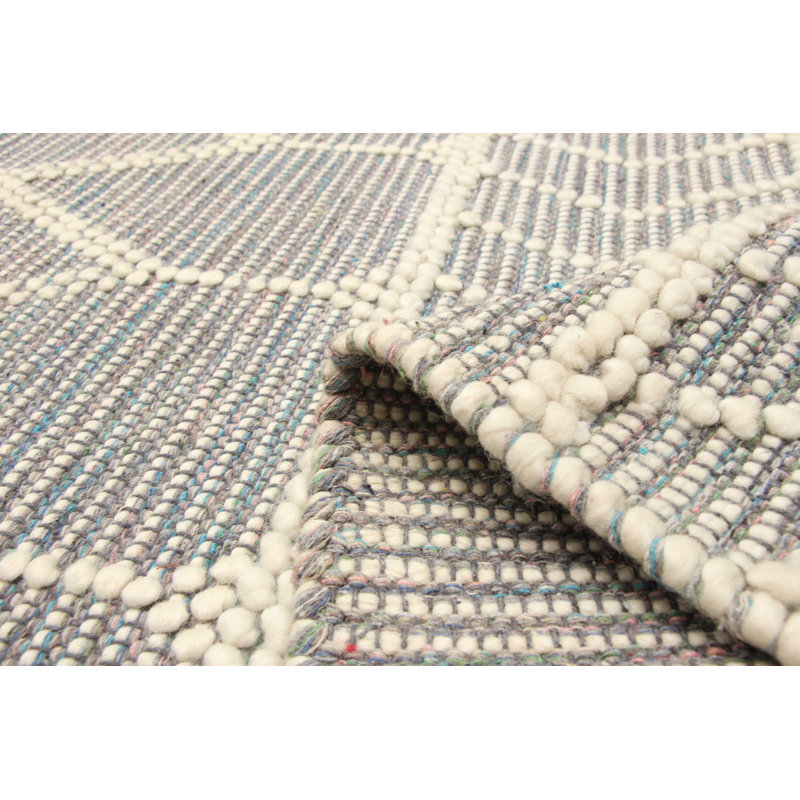 Tapis unique 5 pi x 8 pi Deldra