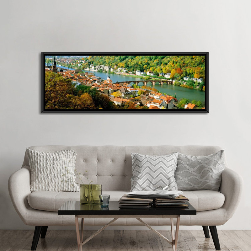 Reproduction de photo sur toile, H 20 po x l 60 po x P 1,5 po, Cadre noir