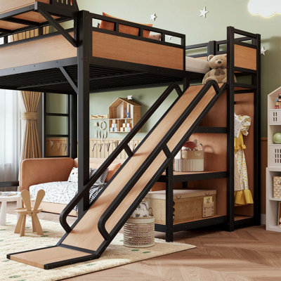 Grand lit mezzanine avec glissoire, tablettes de rangement et garde-robe intégrée, structure en métal avec ports USB et lumières DEL, fabrication solide et sécuritaire, naturel