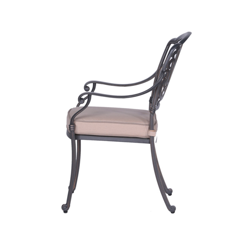 Chaise de patio avec coussin Annecorinne, Tissage uni Sunbrella® Plainweave Spectrum sable, Nuit désertique