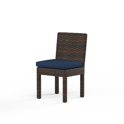 Chaise de patio avec coussin Nassau