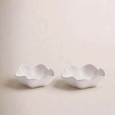 Round Ceramic Wavy Condiment Bowl Set