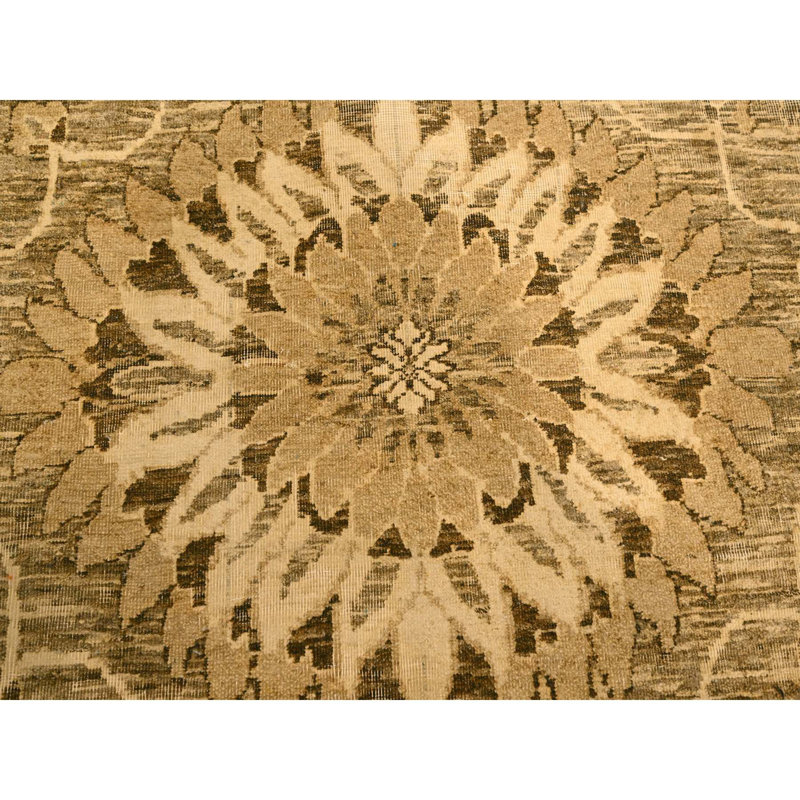 Tapis oriental 8 pi 9 po x 11 pi 10 po, ton sur ton, velours nul, vieilli, rasé avec motif Suzani, noué à la main, 100% laine, tapis oriental