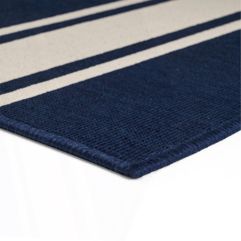 5'3" X 7' RUG