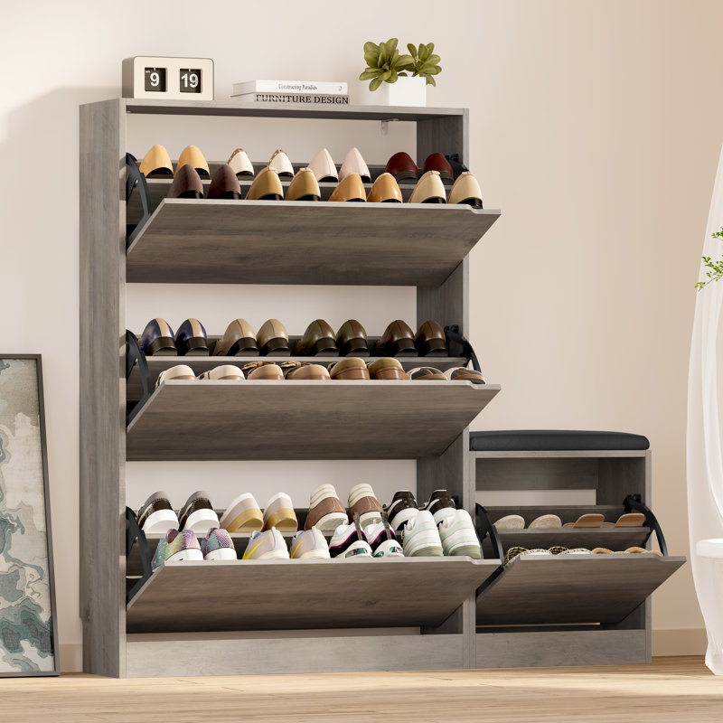 Armoire à chaussures de 31,5 po de largeur à 3 niveaux avec banc et tiroirs rabattables, 20 à 26 paires de rangement pour chaussures autoportant
