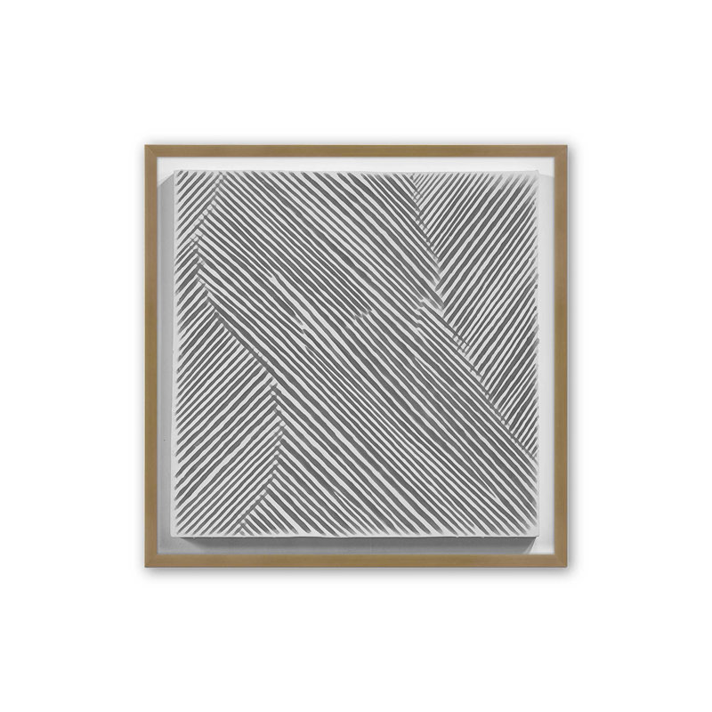 Illusion linéaire II, H 13,75 po x l 13,75 po, Cadre simple brossé doré