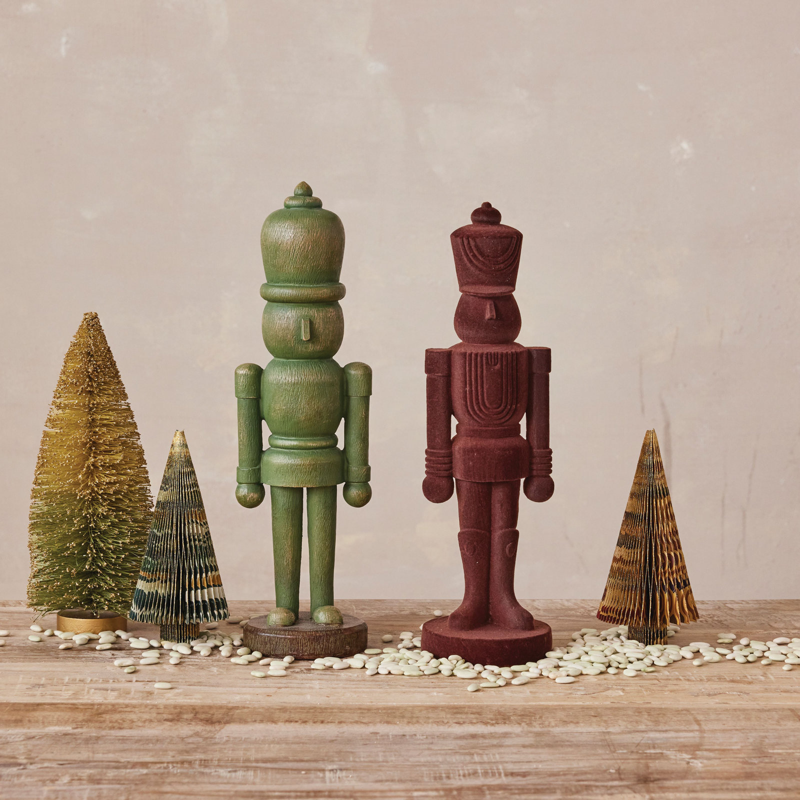 Christmas Fantasy & Sci-Fi Figurines & Collectibles