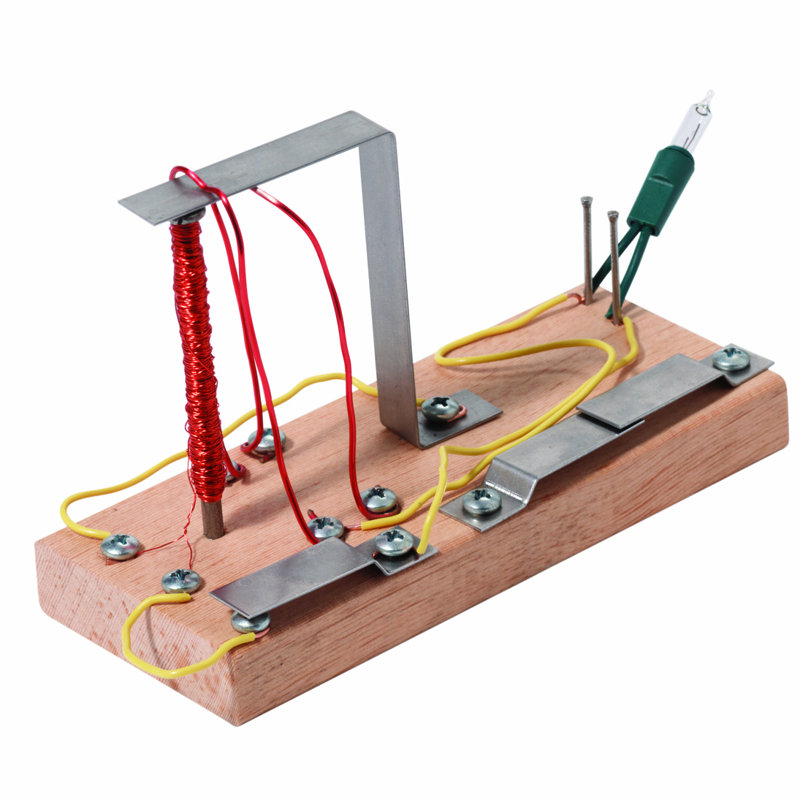 Outil d’apprentissage électromagnétique science set