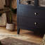 Garde-robe moderne et simple