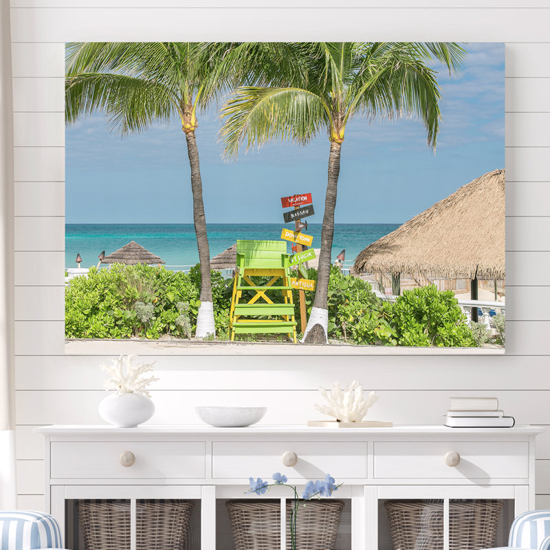 «Mccutchen Caribbean Ocean and Palm Tree Views & City Signs», reproduction de photo sur toile tendue
