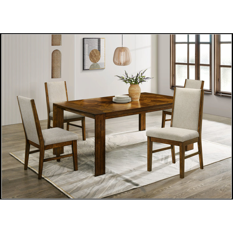 Table de salle à manger rectangulaire 5 pièces avec chaises rembourrées en bois massif fabriquées à la main en tissu neutre doux pour une salle à manger élégante