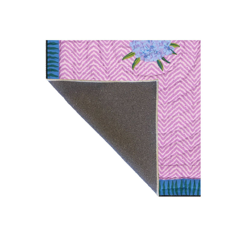Tapis lavable en machine à motif de rose centrale Central, Sous-tapis carré 3 pi 3 po inclus