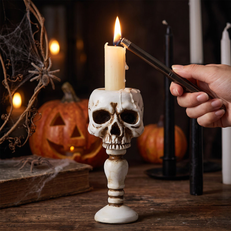 Décoration d'Halloween : Bougie en résine antique en forme de crâne, gobelet gothique en forme de crâne, bougeoir décoratif de table.