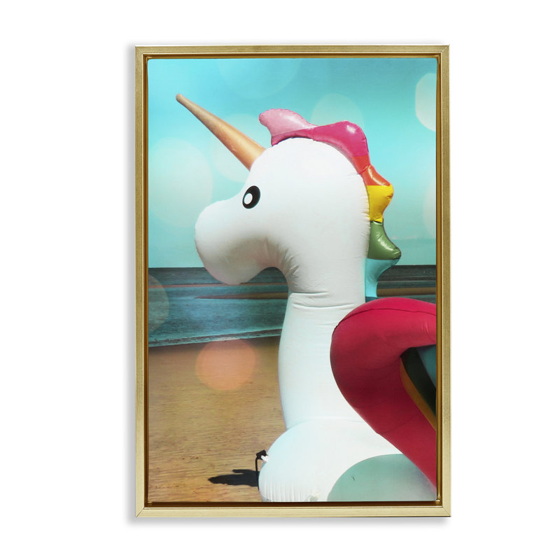  «Unicorn Basking in Bokeh», toile flottante encadrée par Graffi *ee Studios, H 31 po x l 21 po