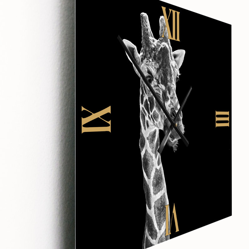 Gros plan sur une horloge murale, Moyen