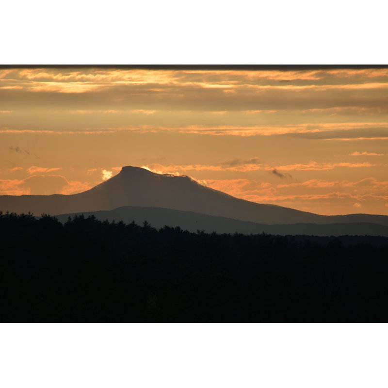 Camel's Hump - Photographie sur toile tendue, H 32 po x l 48 po