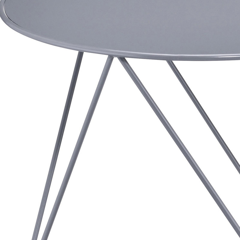 Table de base géométrique grise en métal à des fins décoratives avec revêtement décoratif