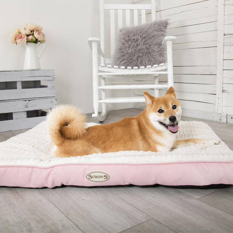 Ellen Polyester Pet Bed, Pink/Ivory