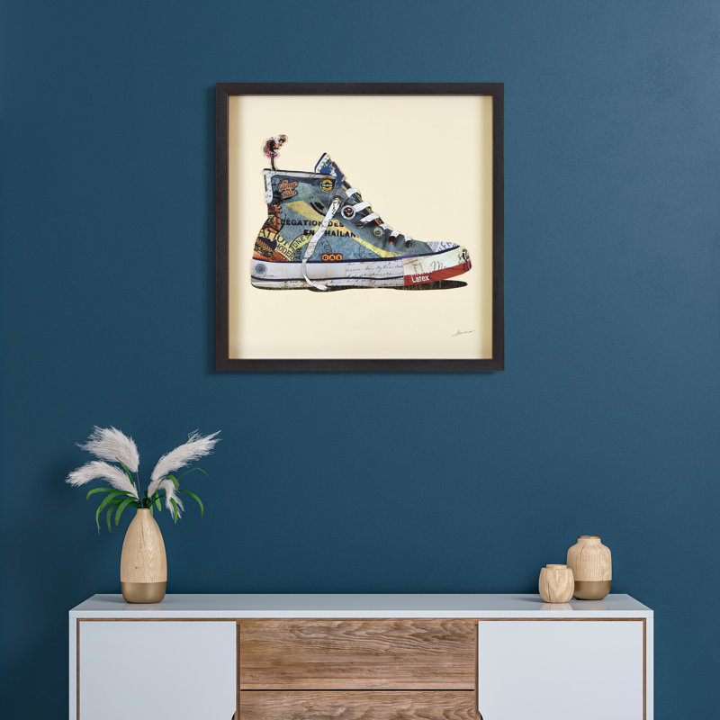 «High Heeled and Top Sneaker» par Alex Zeng, ensemble de 2 reproductions d'art sur papier encadrées
