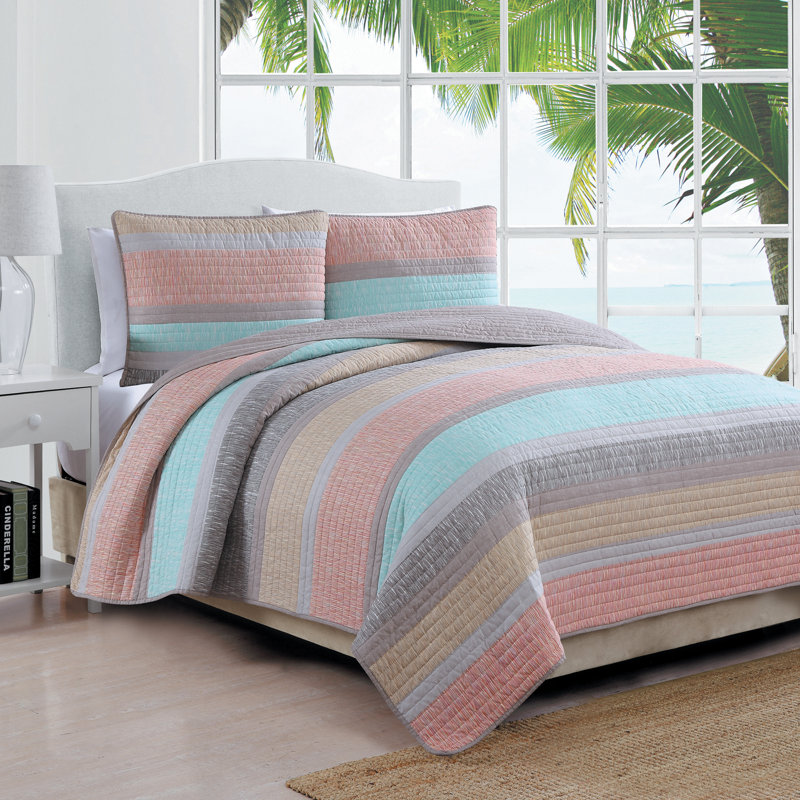 Full Multicolor Microfiber Reversible Quilt Set