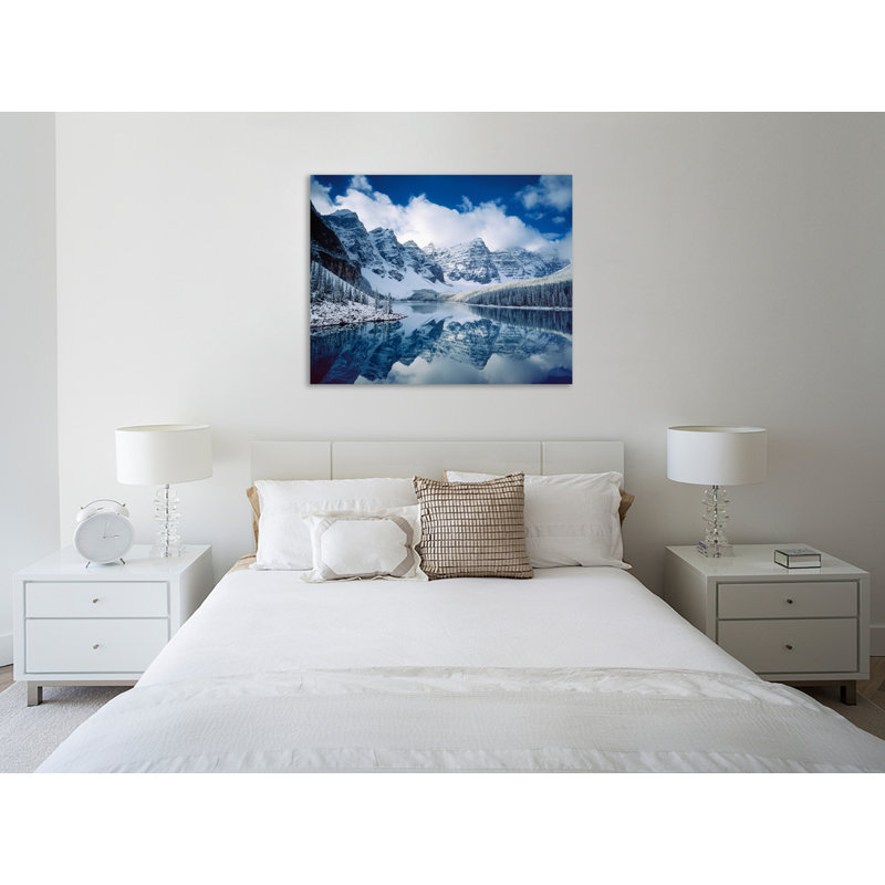"Lac Moraine", toile tendue par Alan Majchrowicz, H 12 po x l 15 po x P 1,5 po