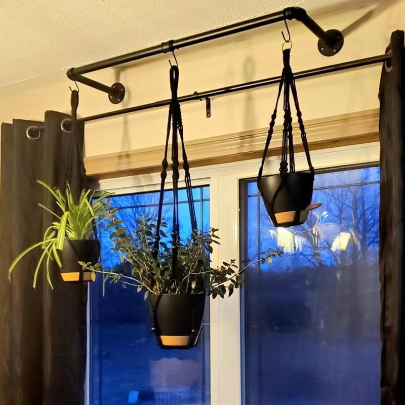 Plant Hangers with Pots and Saucers, Black