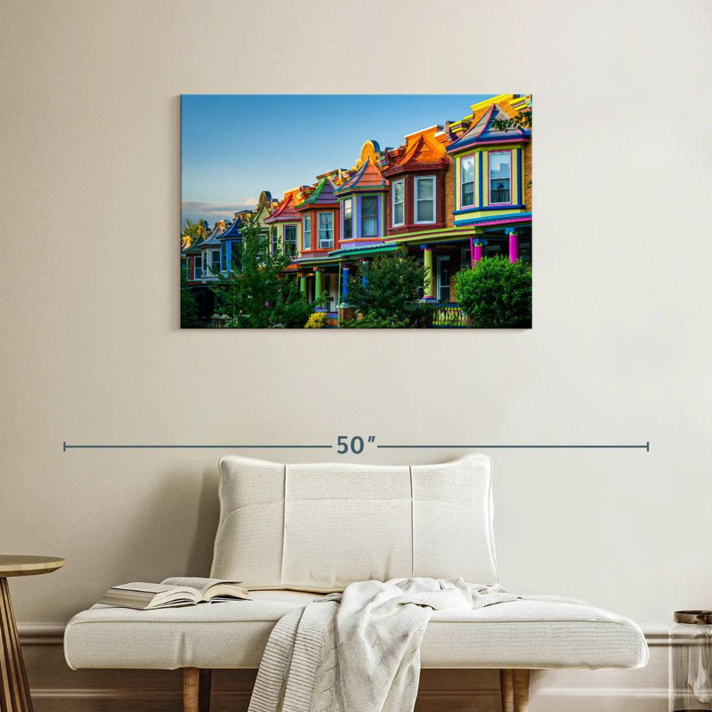Lilie Guilford Avenue Rowhouse, H 24 po x l 36 po