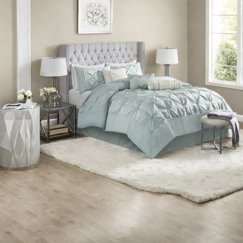 De literie en polyester de très grande taille, maison de chambre à coucher moderne capitonnée