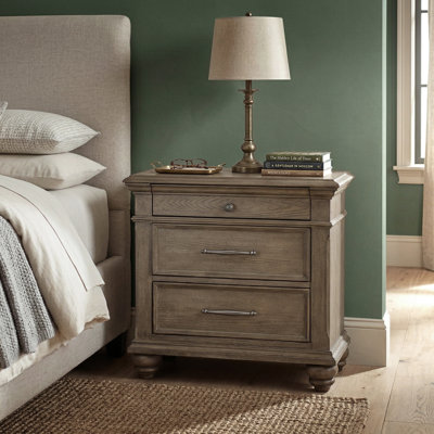 Baillons 3-Drawer Nightstand