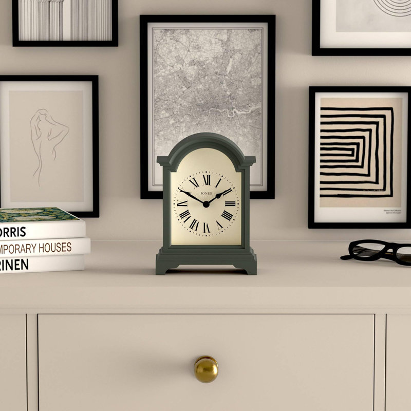 Roman Numeral Plastic / Acrylic Quartz Movement / Crystal Tabletop Clock, Asparagus Green