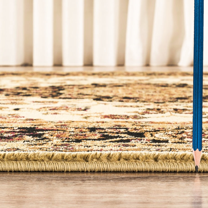 Tapis crème classique de 10 pi 6 po x 14 pi en polypropylène à motif de médaillon