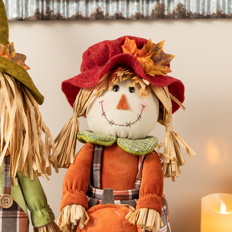 Leah And Ryan Harvest Scarecrows