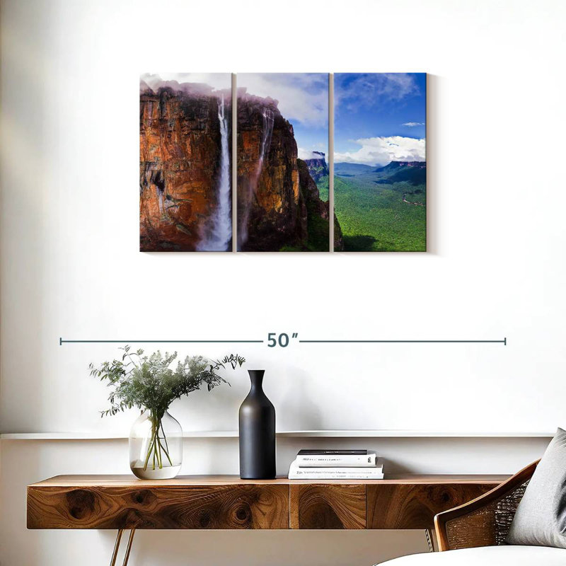 Alvord Wispy Angel Falls, H 20 po x l 33 po