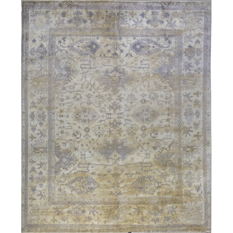 Oriental Area Rug in Ivory