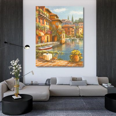 Cafe At The Canal