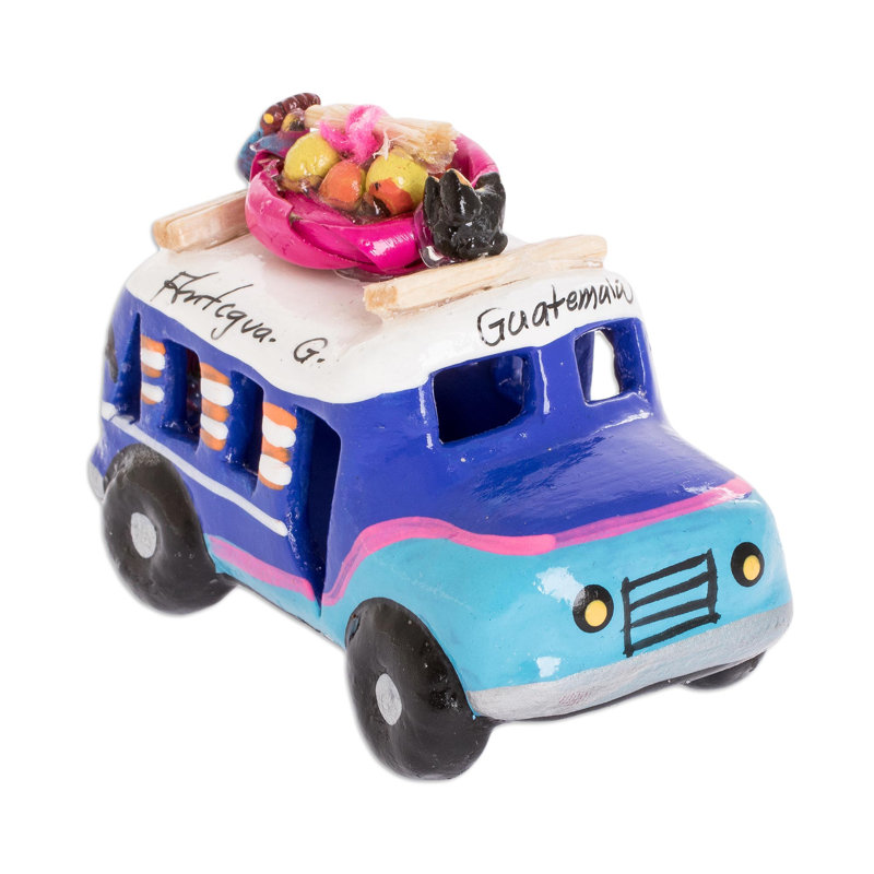 Connee Figurines & Sculptures