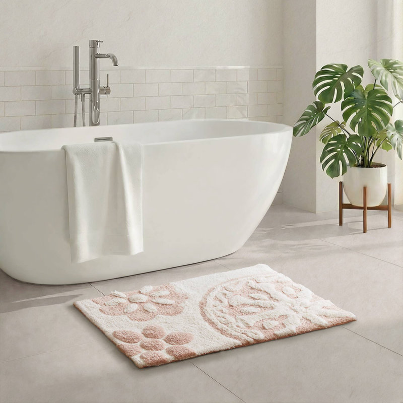 Casablanca Medallion Cotton Tufted Bath Rug, Blush