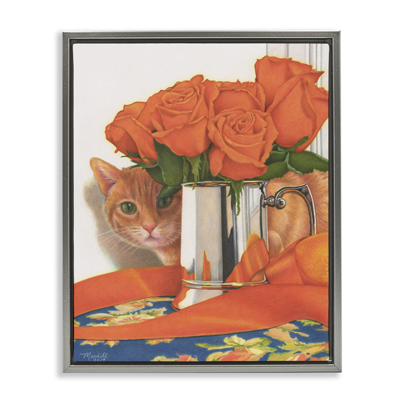 «Cat Peeking Rose Bouquet» par Mardell Schuster, Cadre flottant gris lustré, H 31 po x l 25 po x P 1,7 po