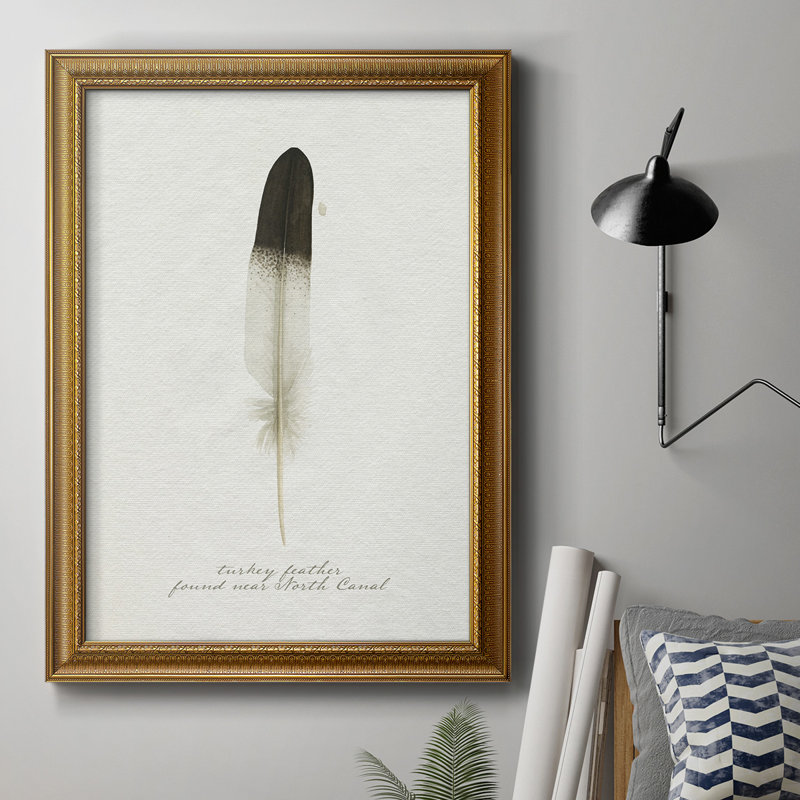 Toile encadrée Found Feather IV de qualité supérieure - prête à être accrochée, L 24 po x H 36 po