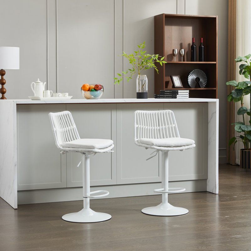 Ensemble de 2 tabourets de bar en rotin, chaise de bar pivotante à 360 °, chaise à hauteur de comptoir avec repose-pieds pour la cuisine et la salle à manger