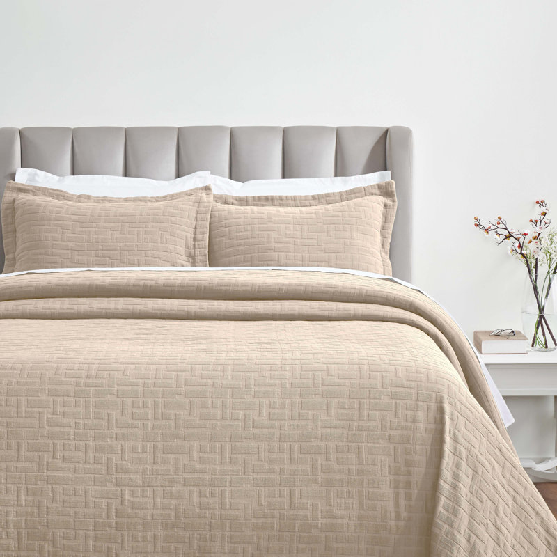 Madrid Cotton Medium Weight Geometric Matelasse Bedspread And Sham Set, King Bedspread + 2 King Shams, Beige