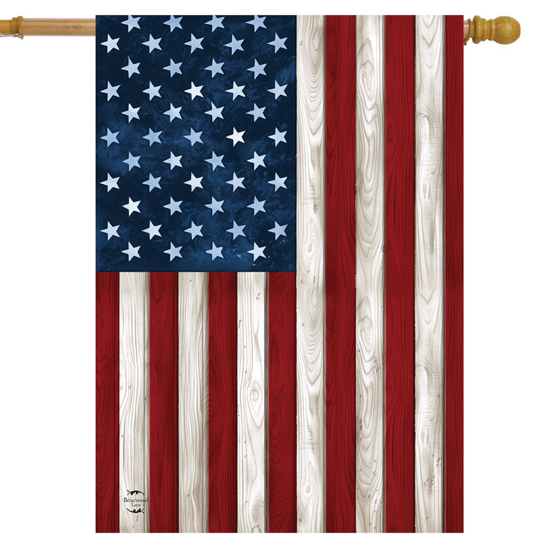 Drapeau de maison en bois