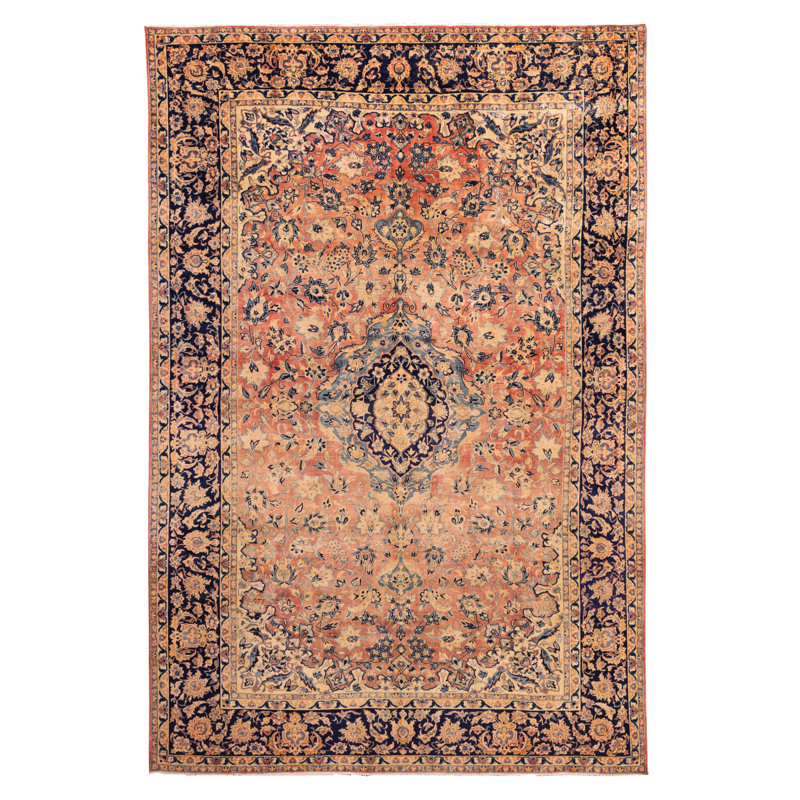 Tapis corail Nicholes 9 pi 9 po x 14 pi 3 po