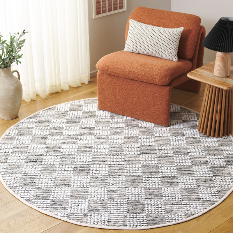 Tiffane 979 Area Rug In Black / Ivory, Round 6'