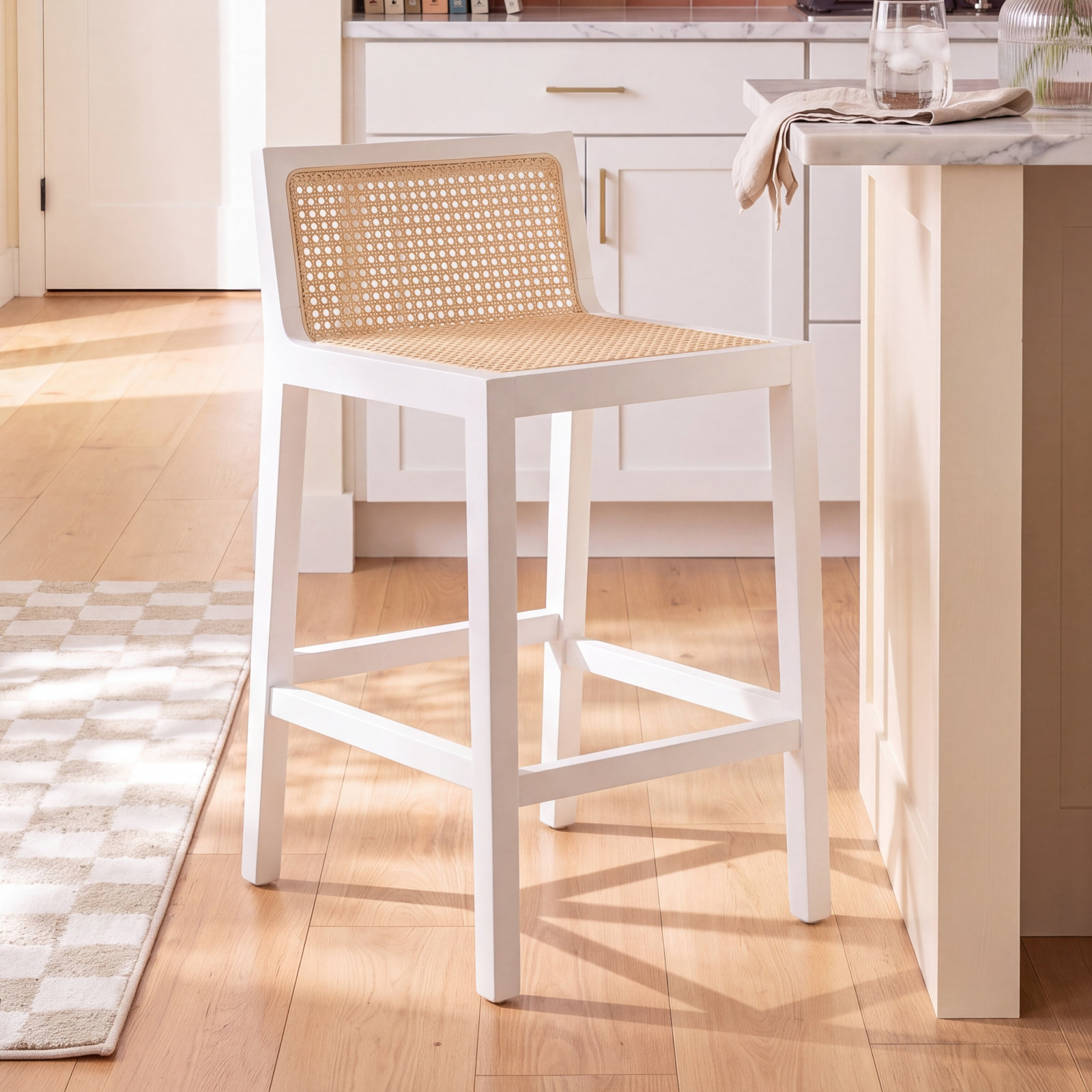 McCarthy Bar and Counter Stool, White, Counter Stool(25.59” Seat Height)