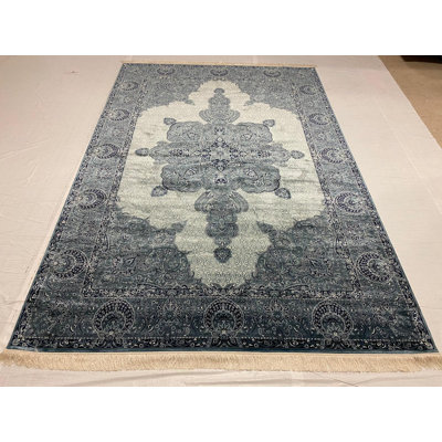 Silk Oriental Indoor Rug